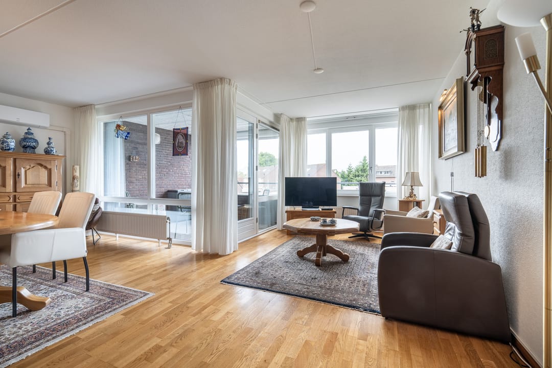 Photo 16 of Dorpstraat 32