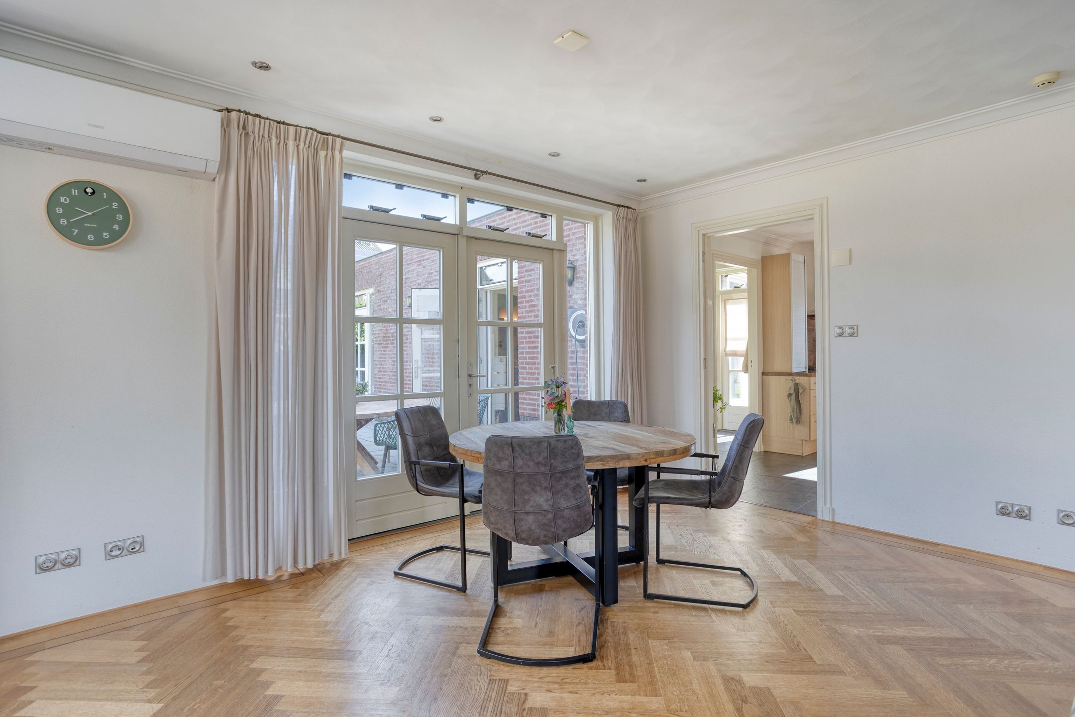 Photo 9 of Pastoor van Hapertstraat 33