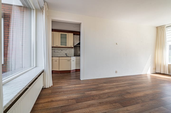 Tussenwoning te koop: M.A. de Ruyterlaan 12, Winschoten
