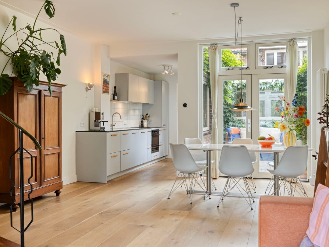 Photo 2 of Adriaan van Bergenstraat 9