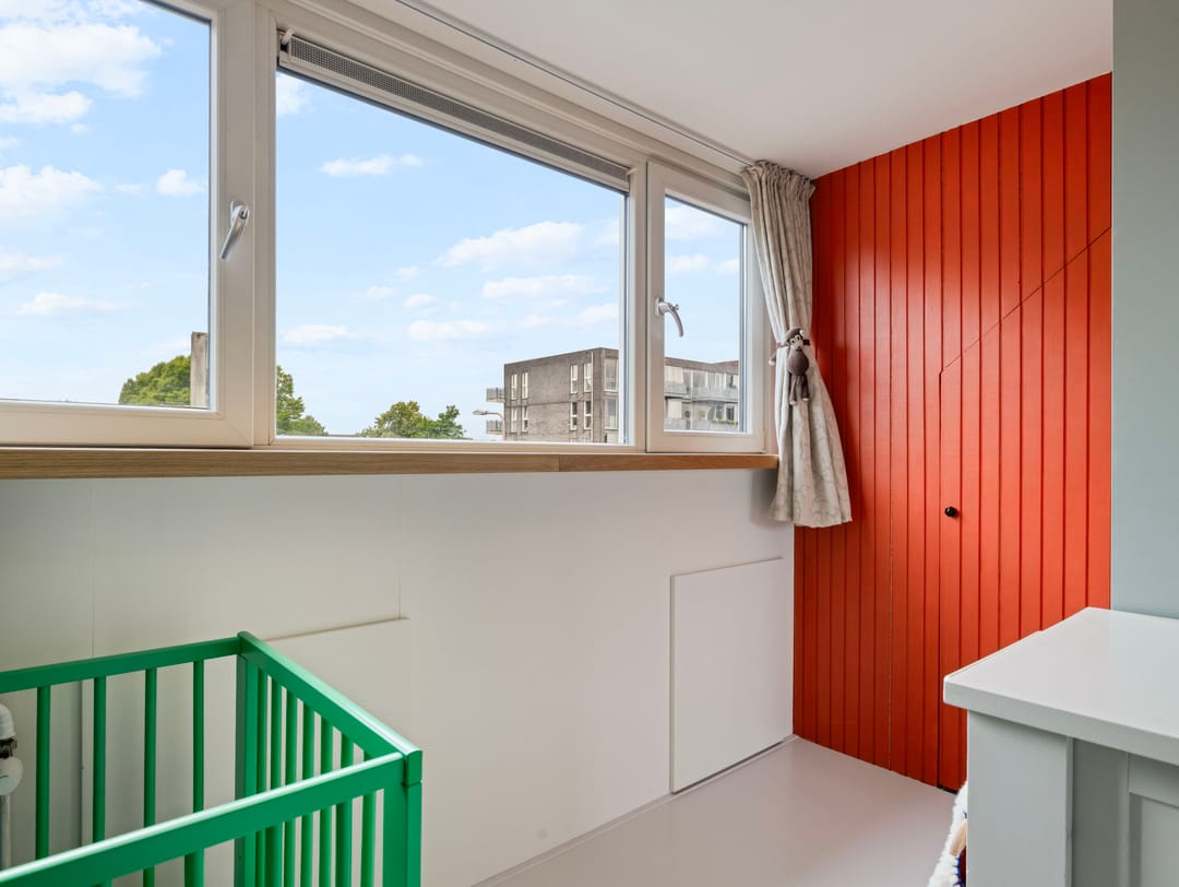 Photo 37 of Adriaan van Bergenstraat 9