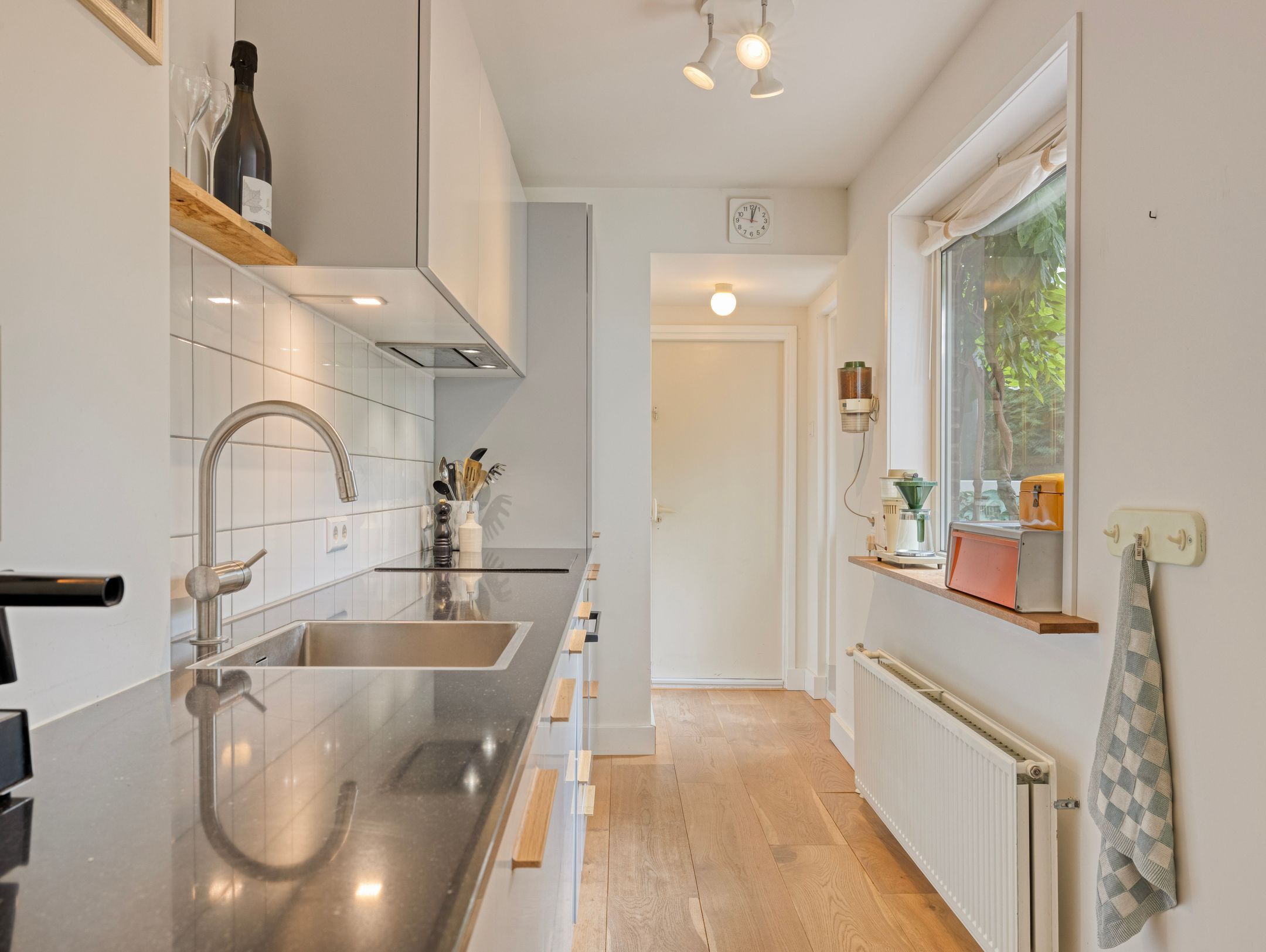 Photo 18 of Adriaan van Bergenstraat 9