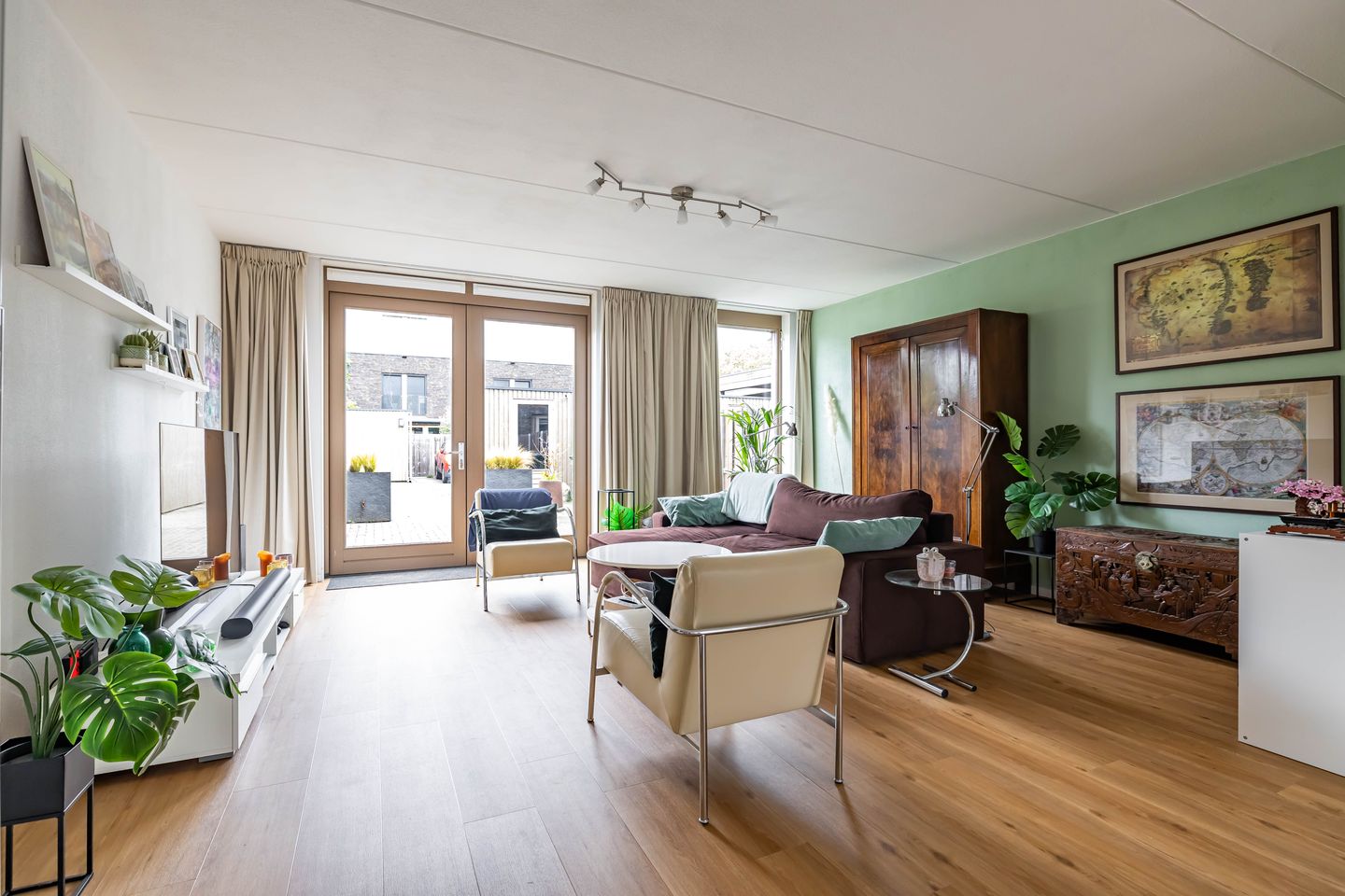 Photo 10 of Onyxstraat 5