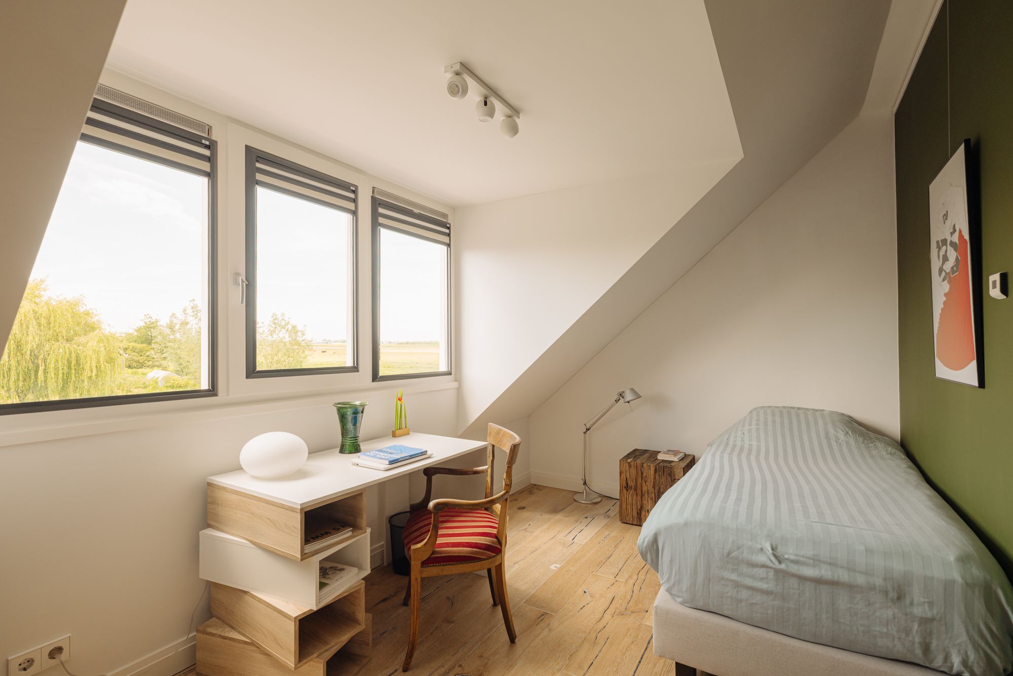 Photo 33 of Kersenhout 32