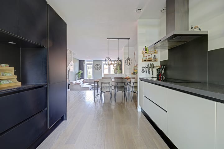 Hoekwoning te koop: Ruisvoornpad 51, Hoogvliet Rotterdam