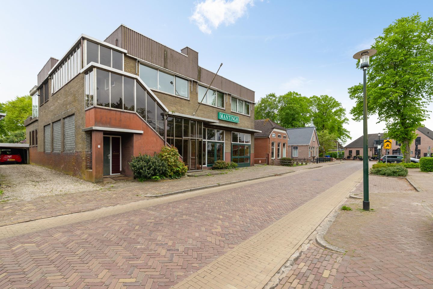 View photo 1 of Broek 8