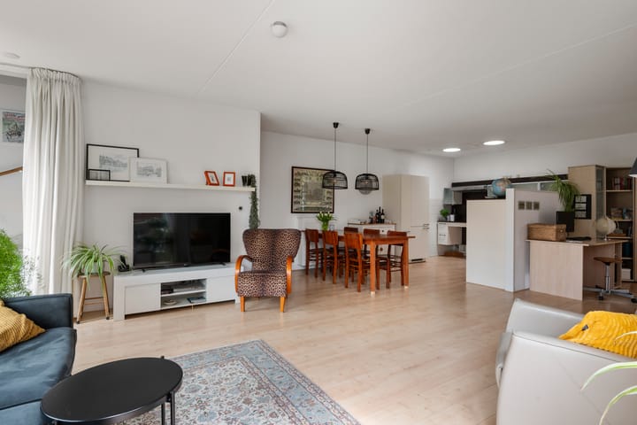 Tussenwoning te koop: Corellistraat 21, Hazerswoude-Rijndijk