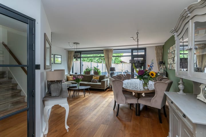 Tussenwoning te koop: Meppelrade 159, 'S-Gravenhage