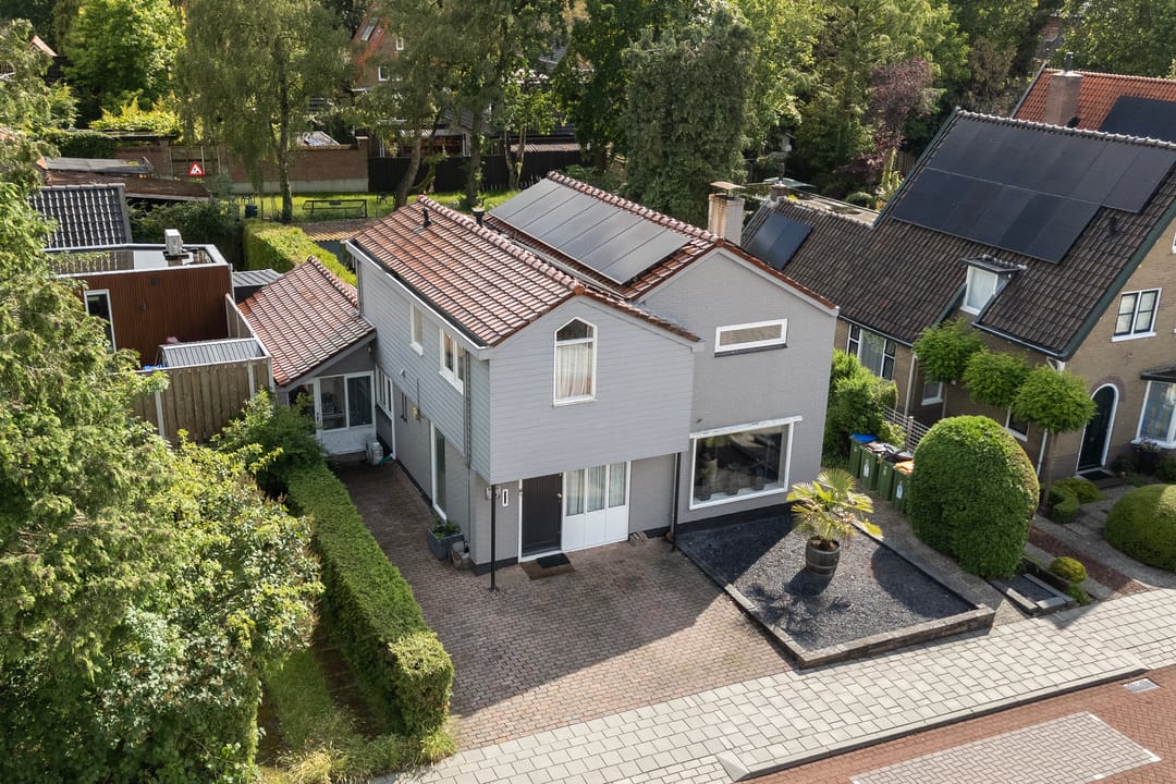 Foto 1 van van Irhovenlaan 1-A