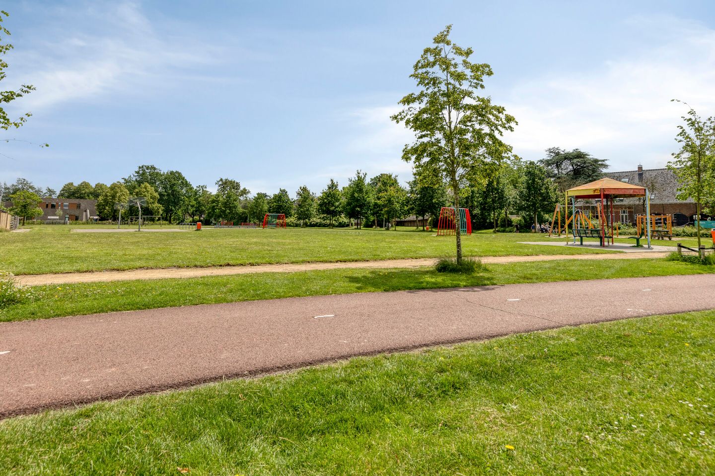 Photo 35 of Beryldijk 60