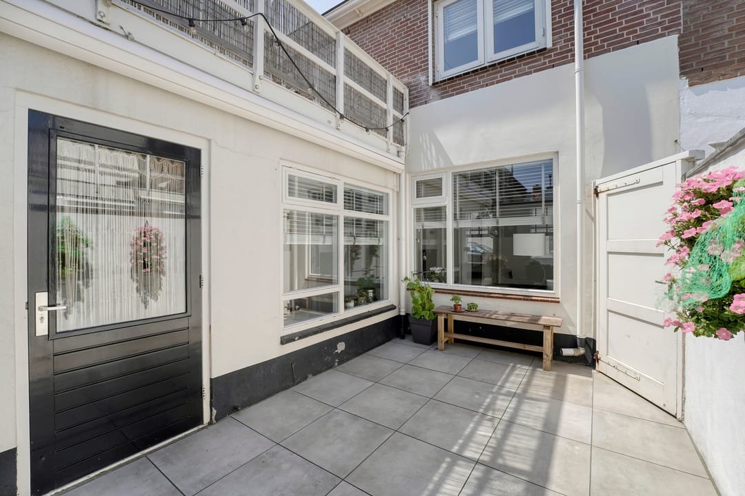 Foto 16 van Mr. D. Donker Curtiusstraat 35