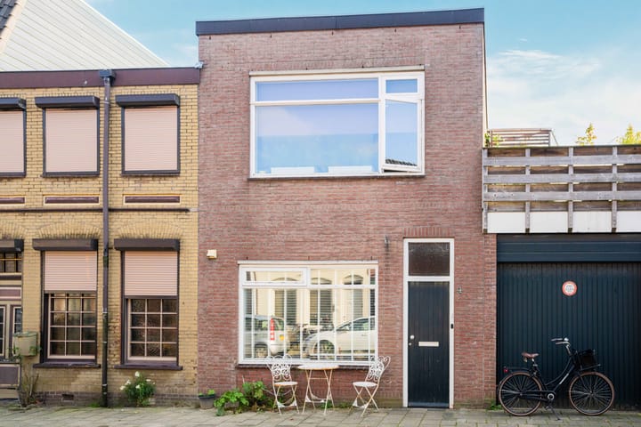 Photo 2 of Lotterstraat 4
