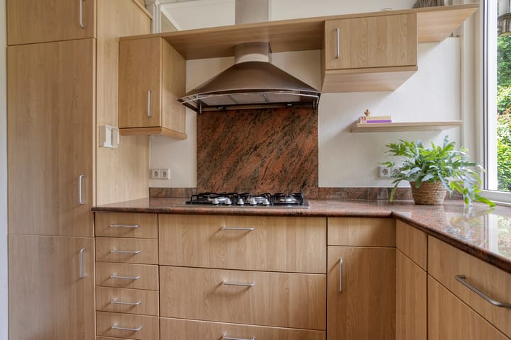 Tussenwoning te koop: wijntjeskamp 24, Oldenzaal