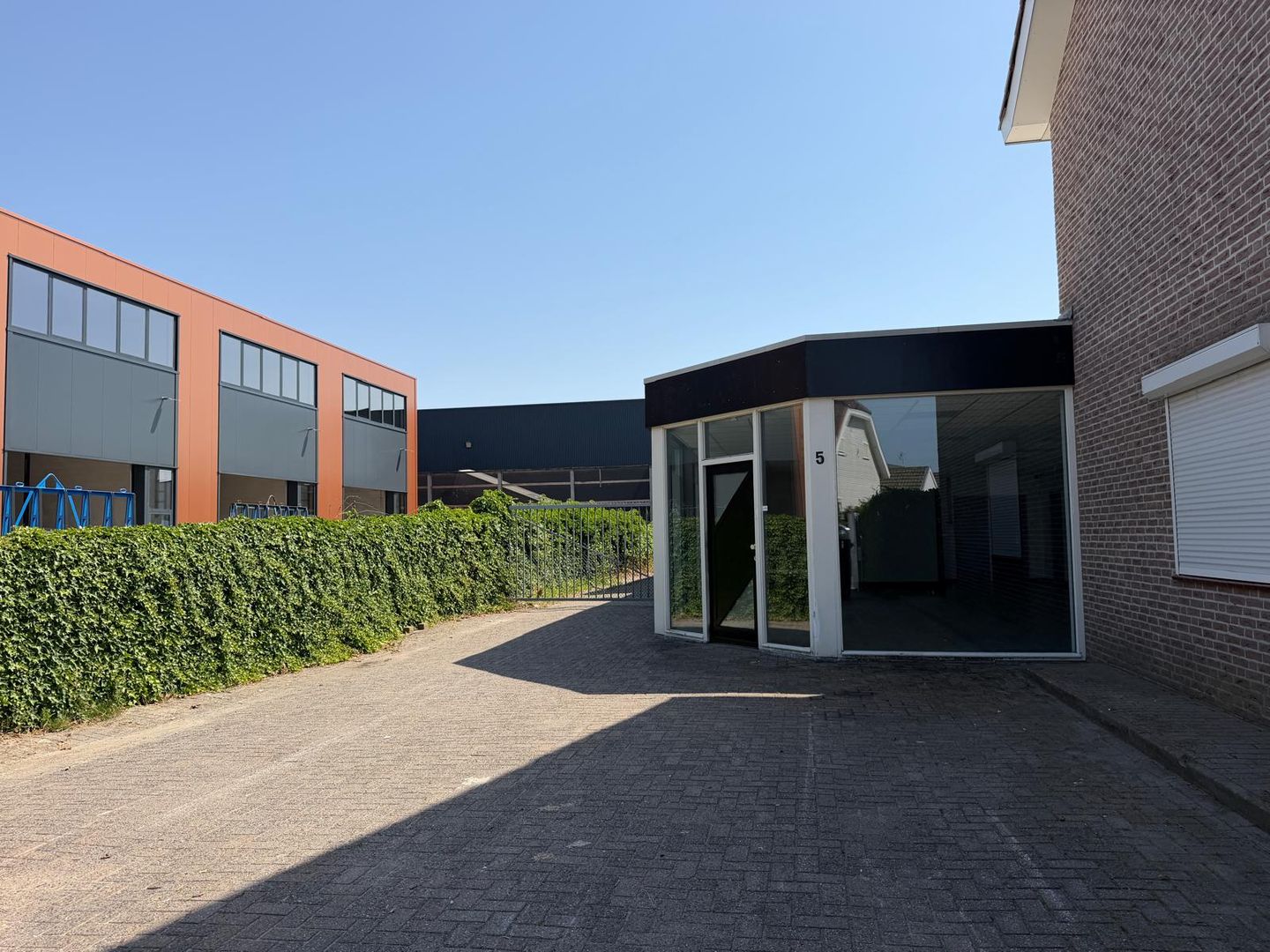 View photo 3 of De Hemeltjes 5
