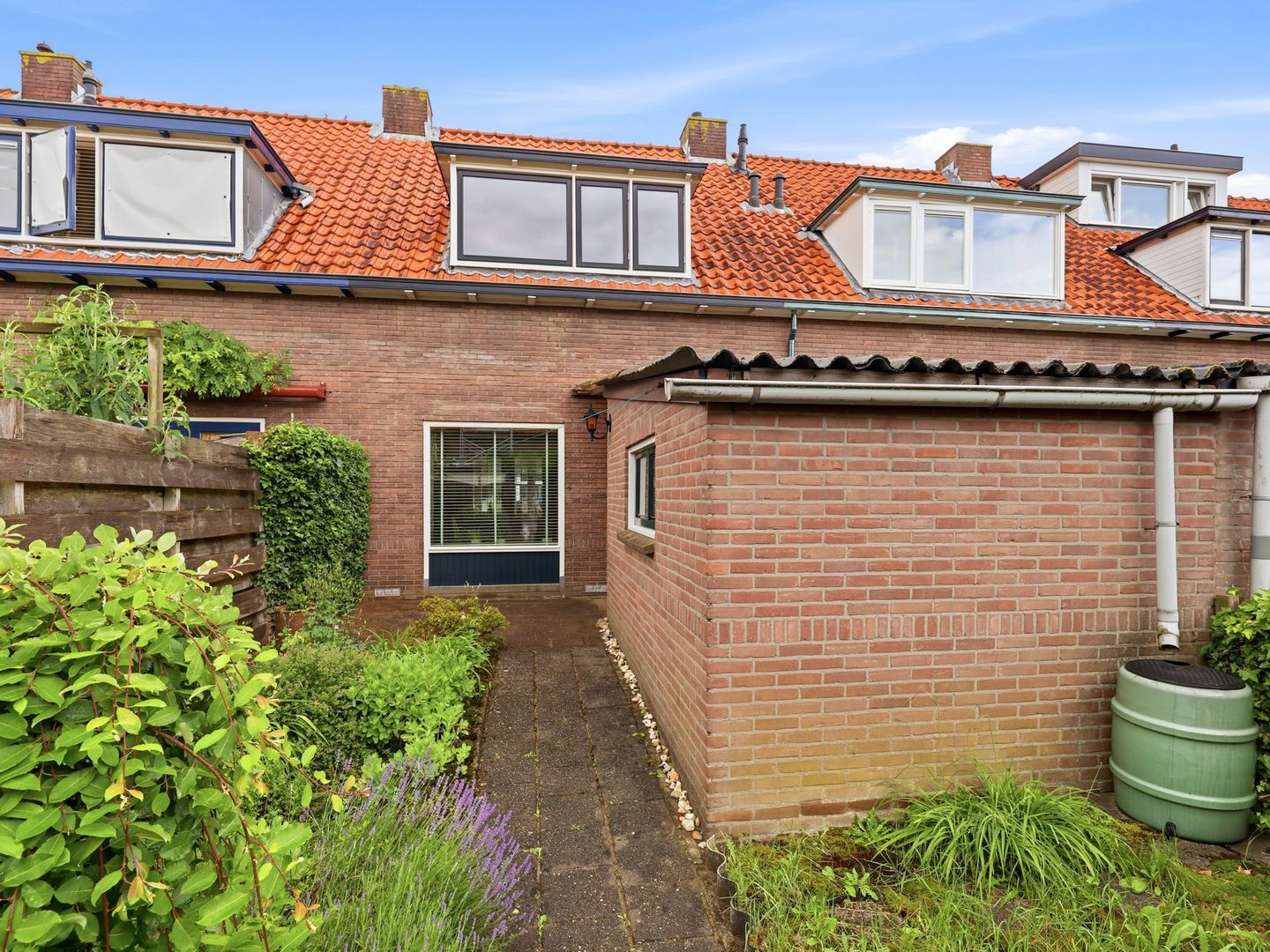 Photo 25 of Ruysdaelstraat 28