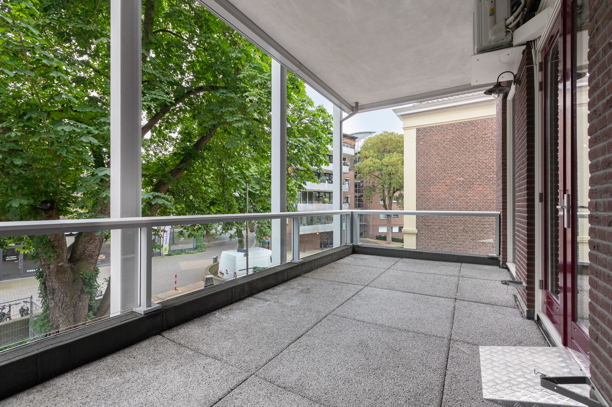 Photo 51 of Burgemeester van Nispenstraat 7-02