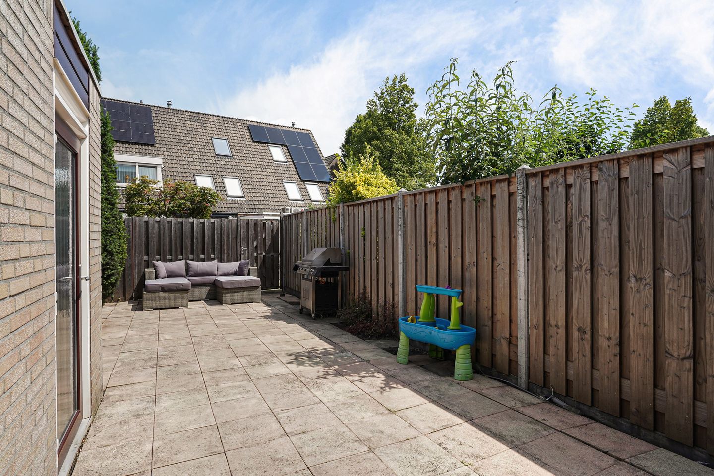 Photo 25 of de Ruijterstraat 23