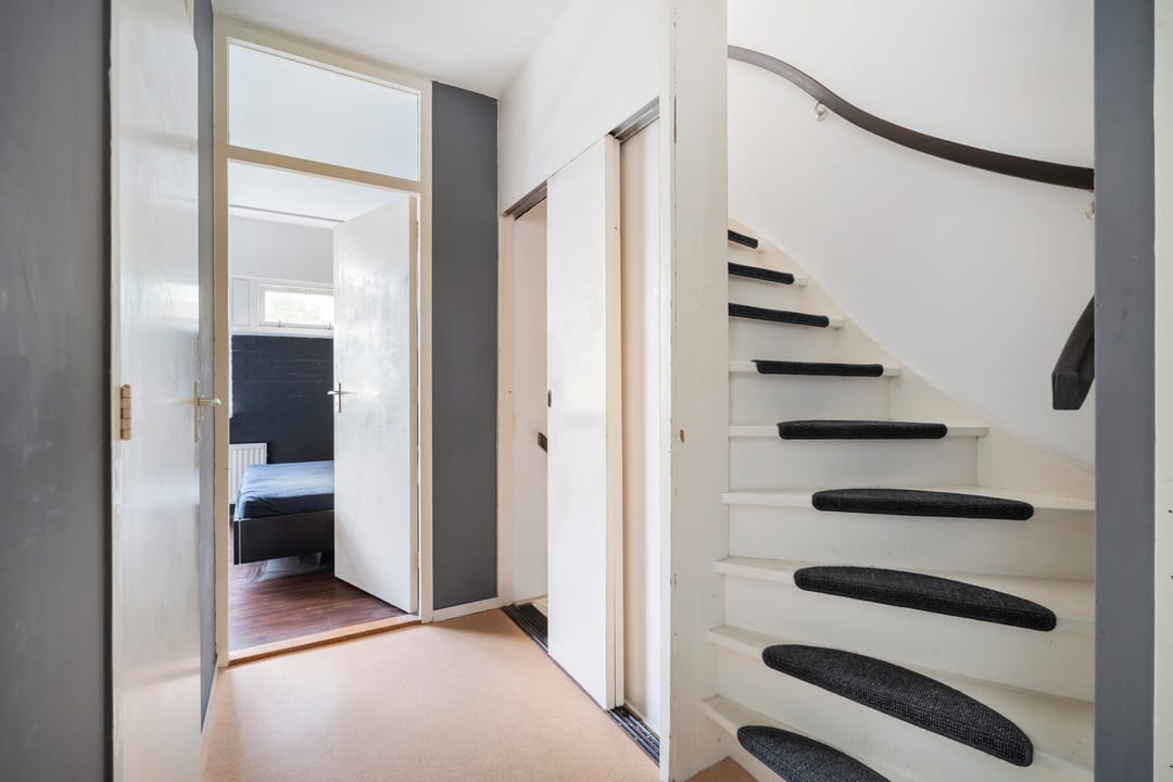 Photo 31 of Haagbeukstraat 54
