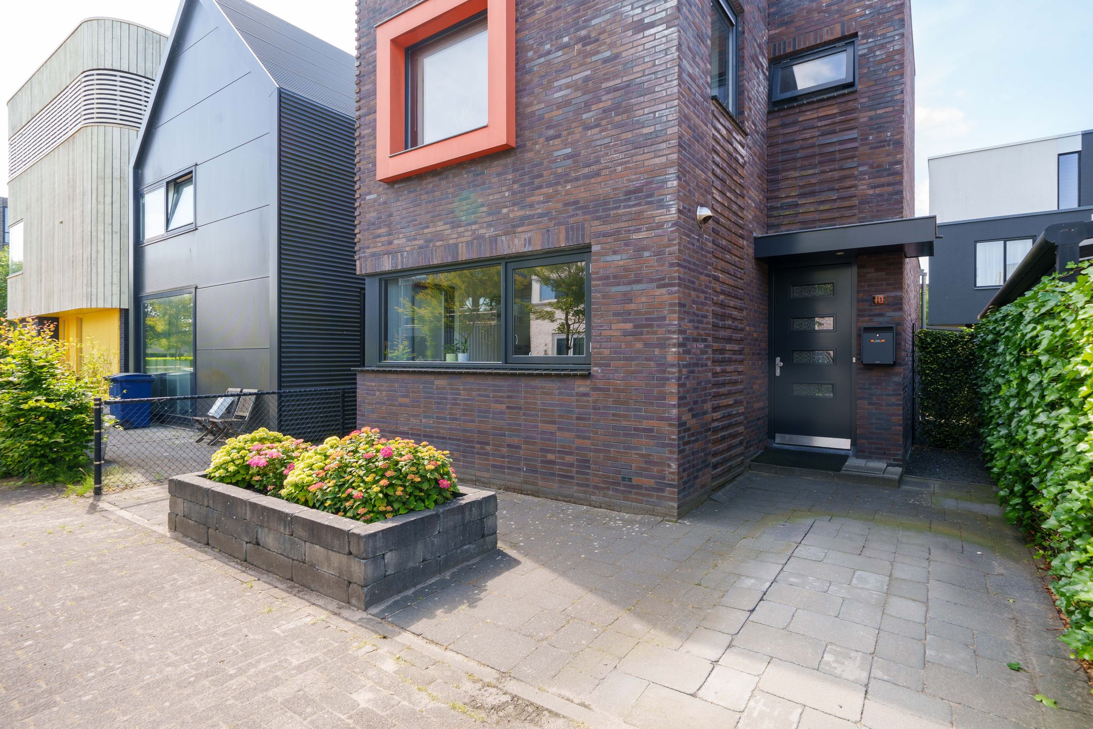 Photo 6 of Helenusstraat 10