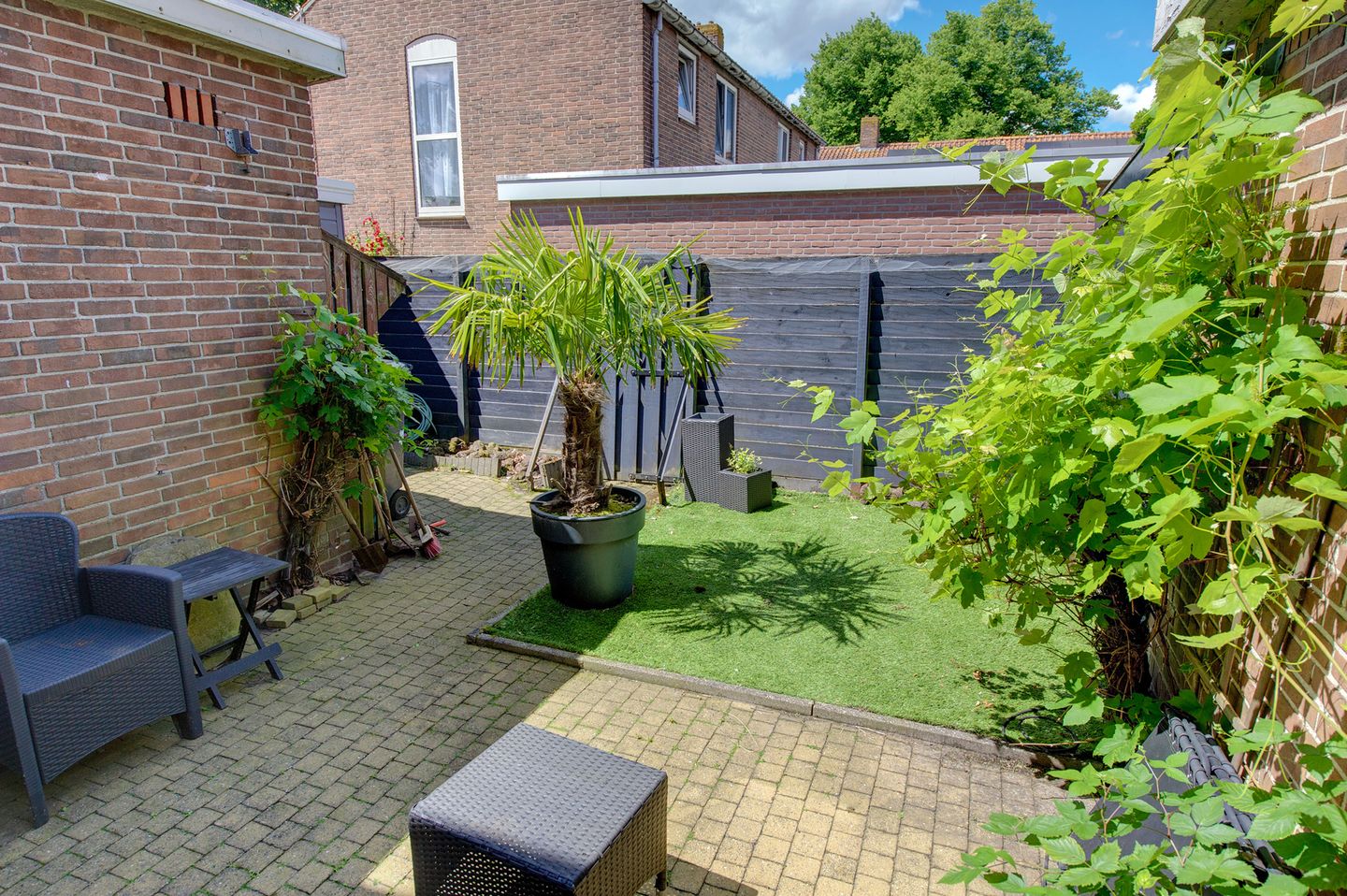 Photo 5 of Johannes Vermeerstraat 3