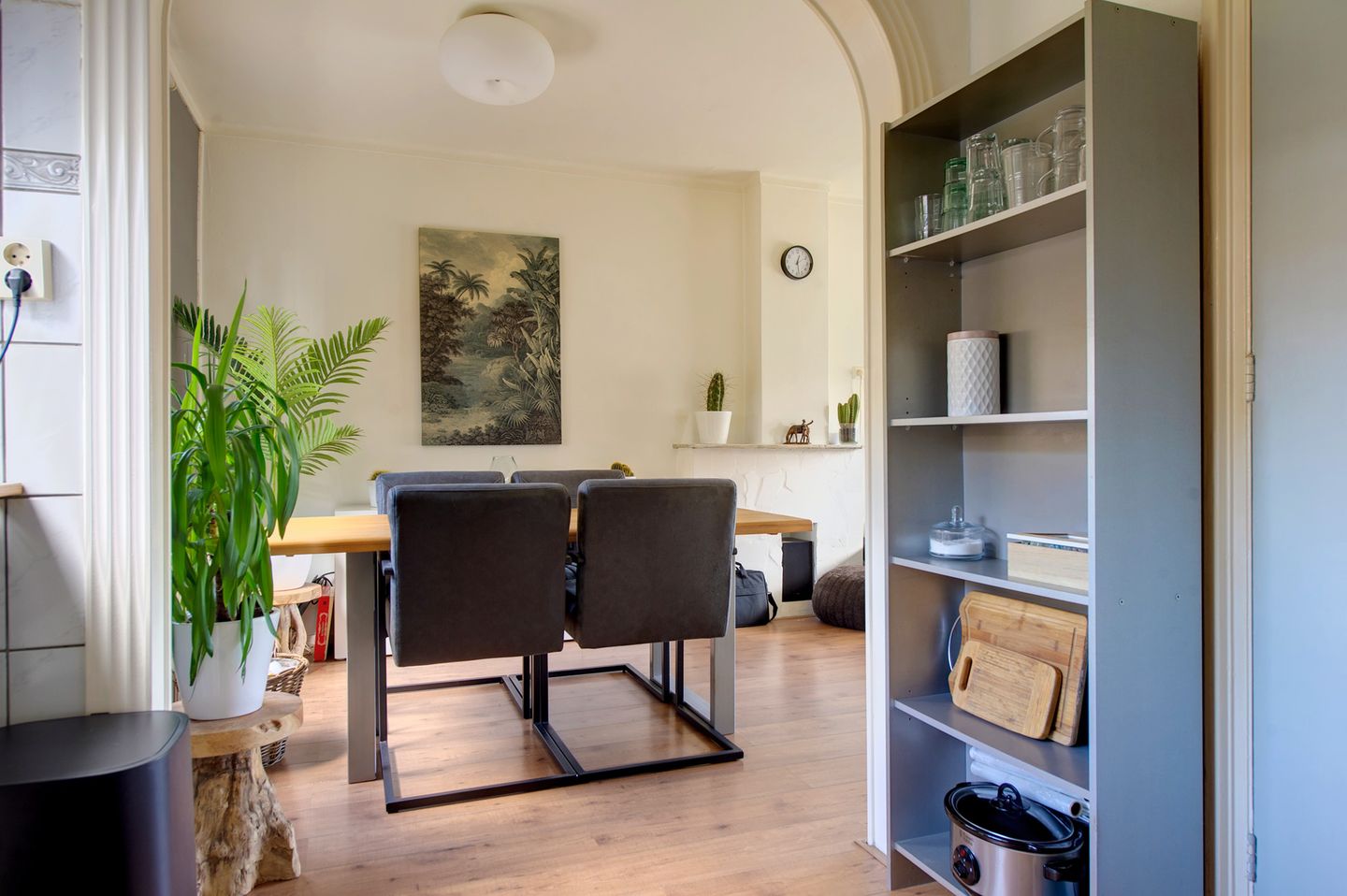 Photo 14 of Johannes Vermeerstraat 3