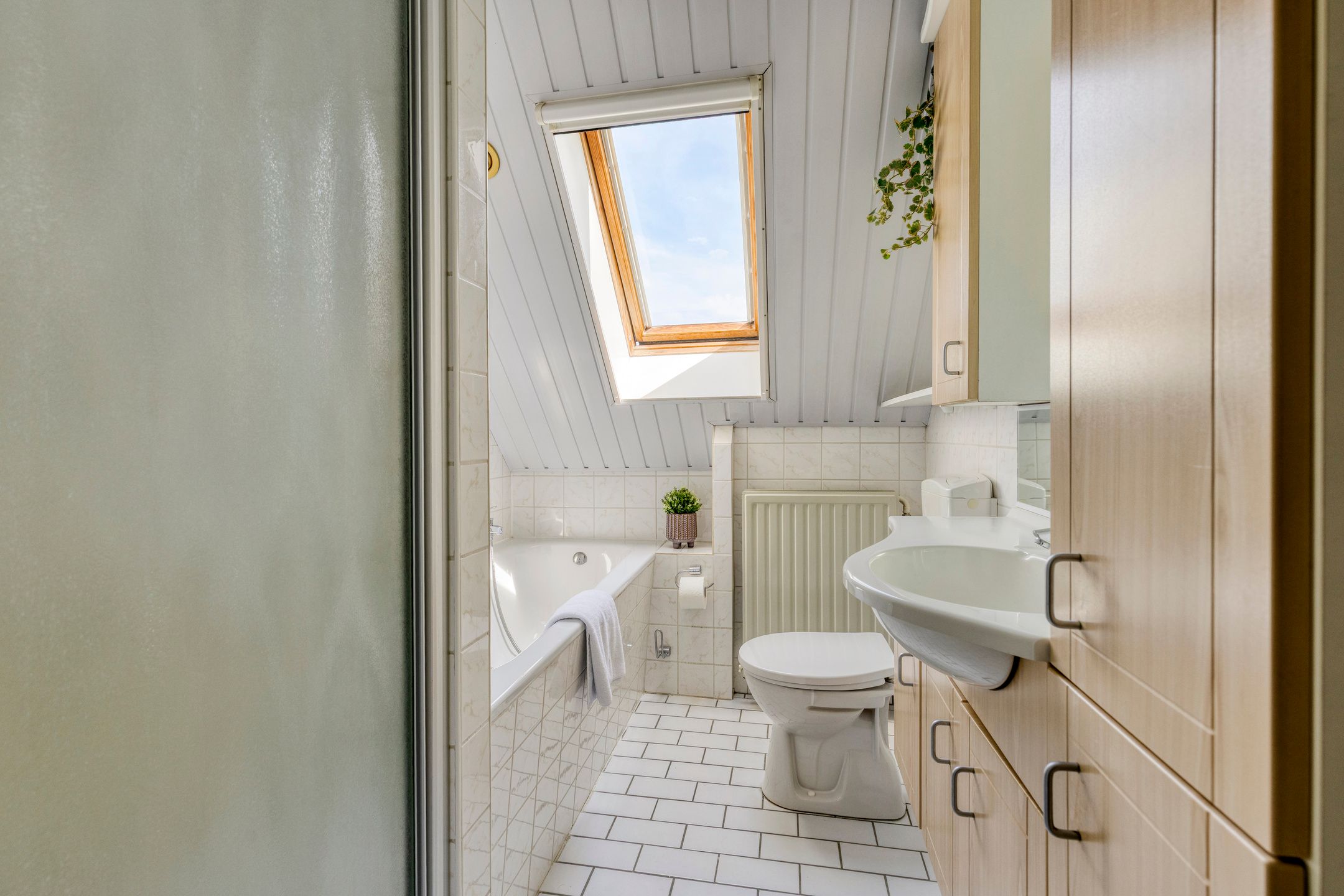 Photo 24 of Damhertlaan 15