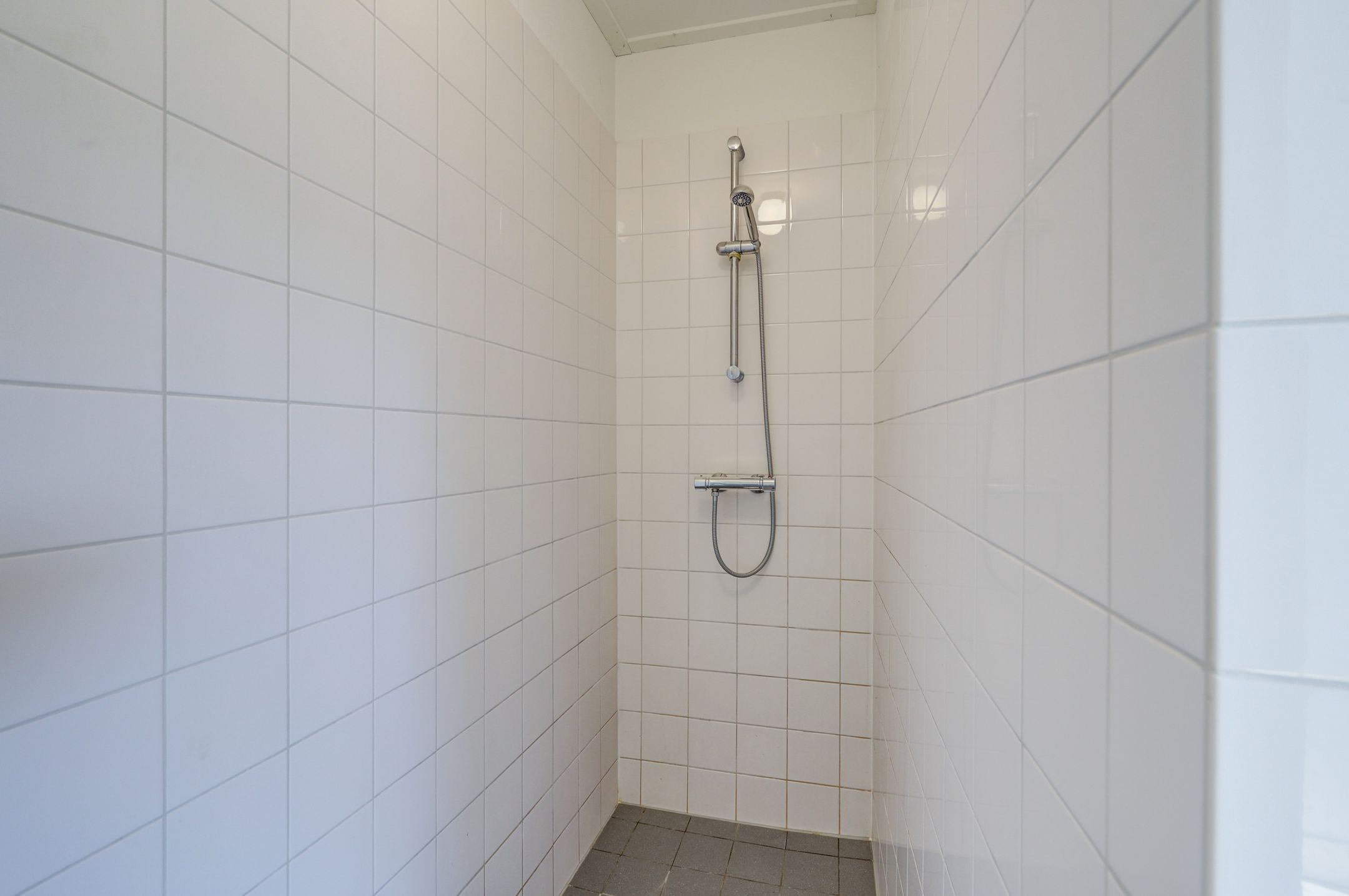 Photo 15 of Surinamestraat 77