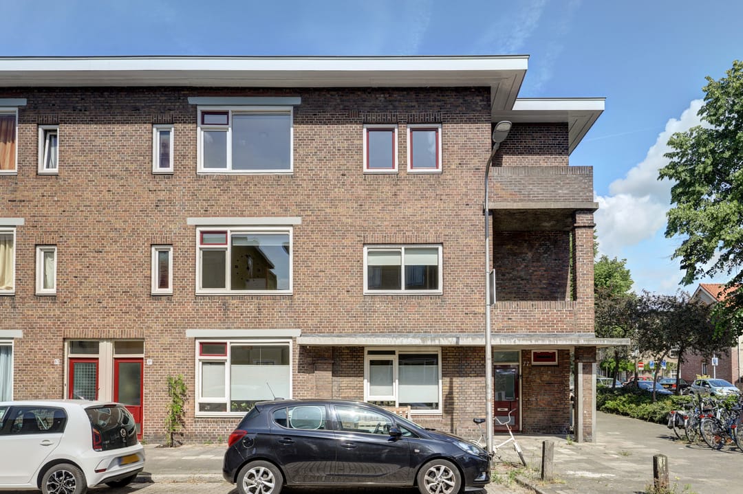 Photo 22 of Surinamestraat 77