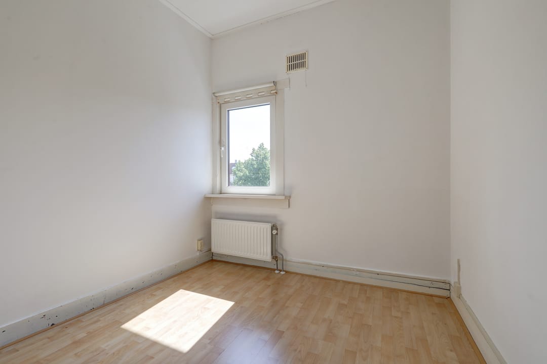 Photo 16 of Surinamestraat 77