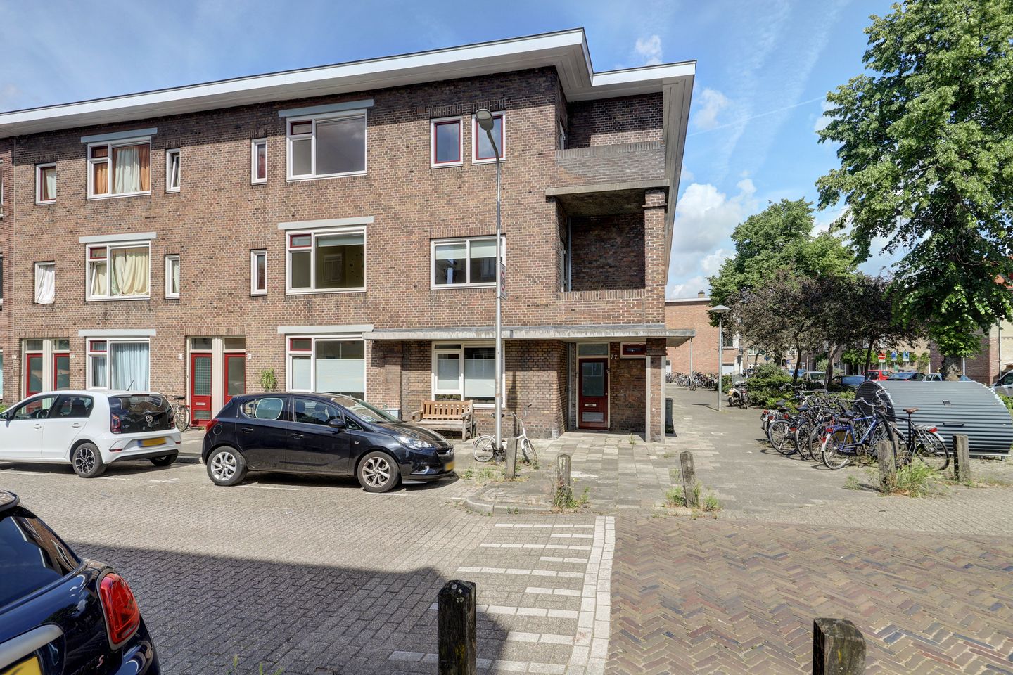 Photo 20 of Surinamestraat 77
