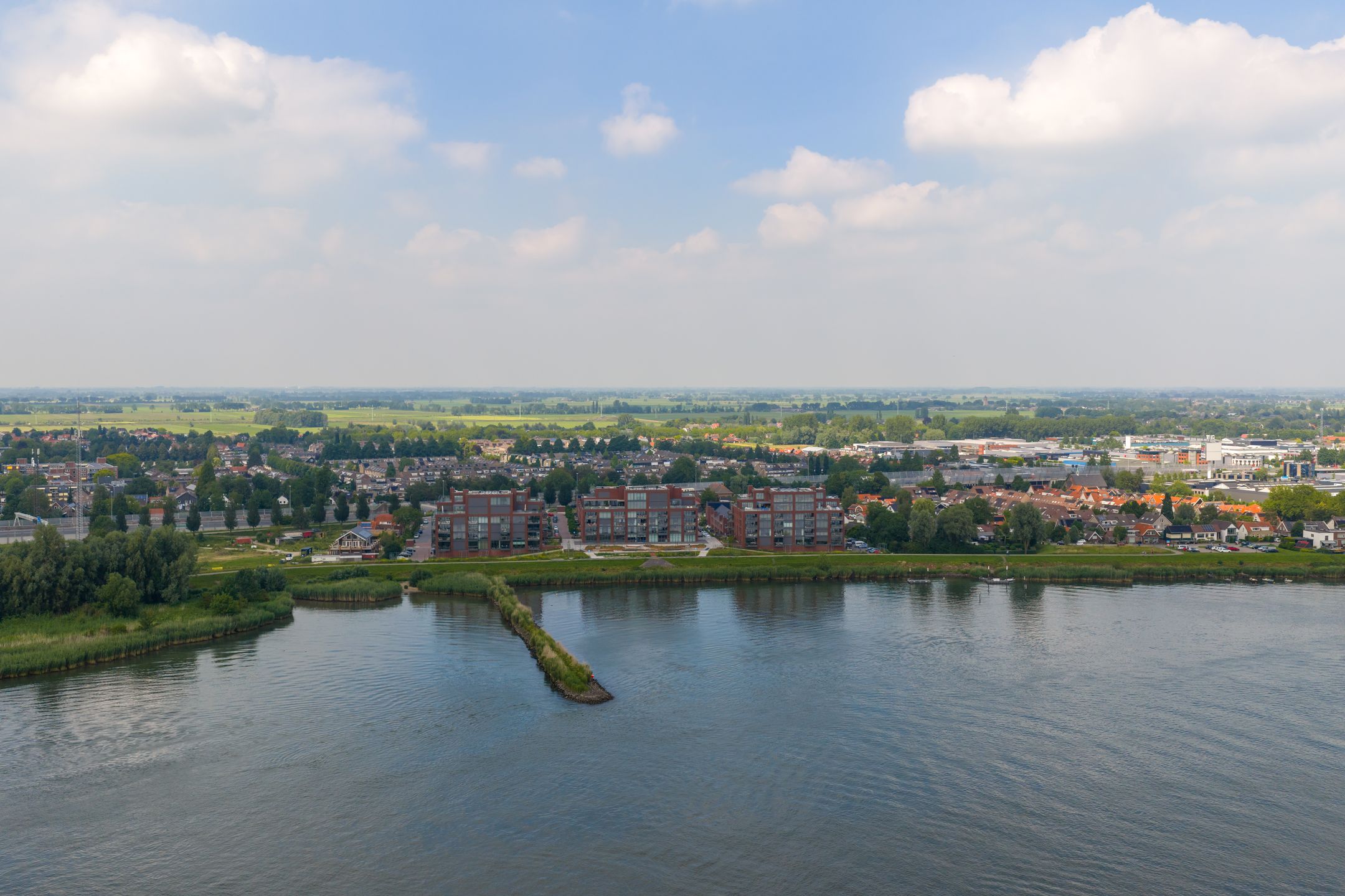 Photo 3 of Gietijzer 98