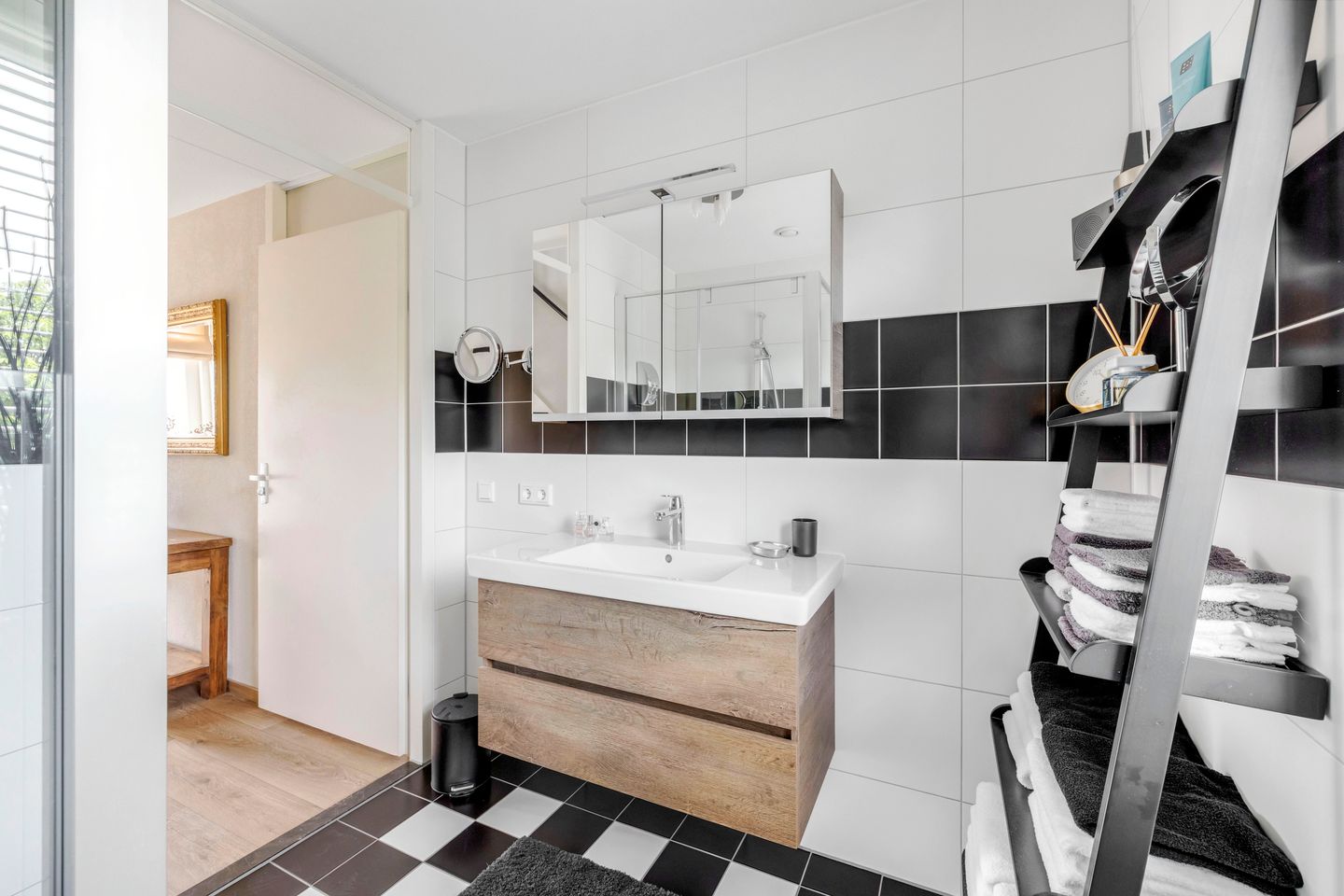 Foto 40 van Rooseveltlaan 1
