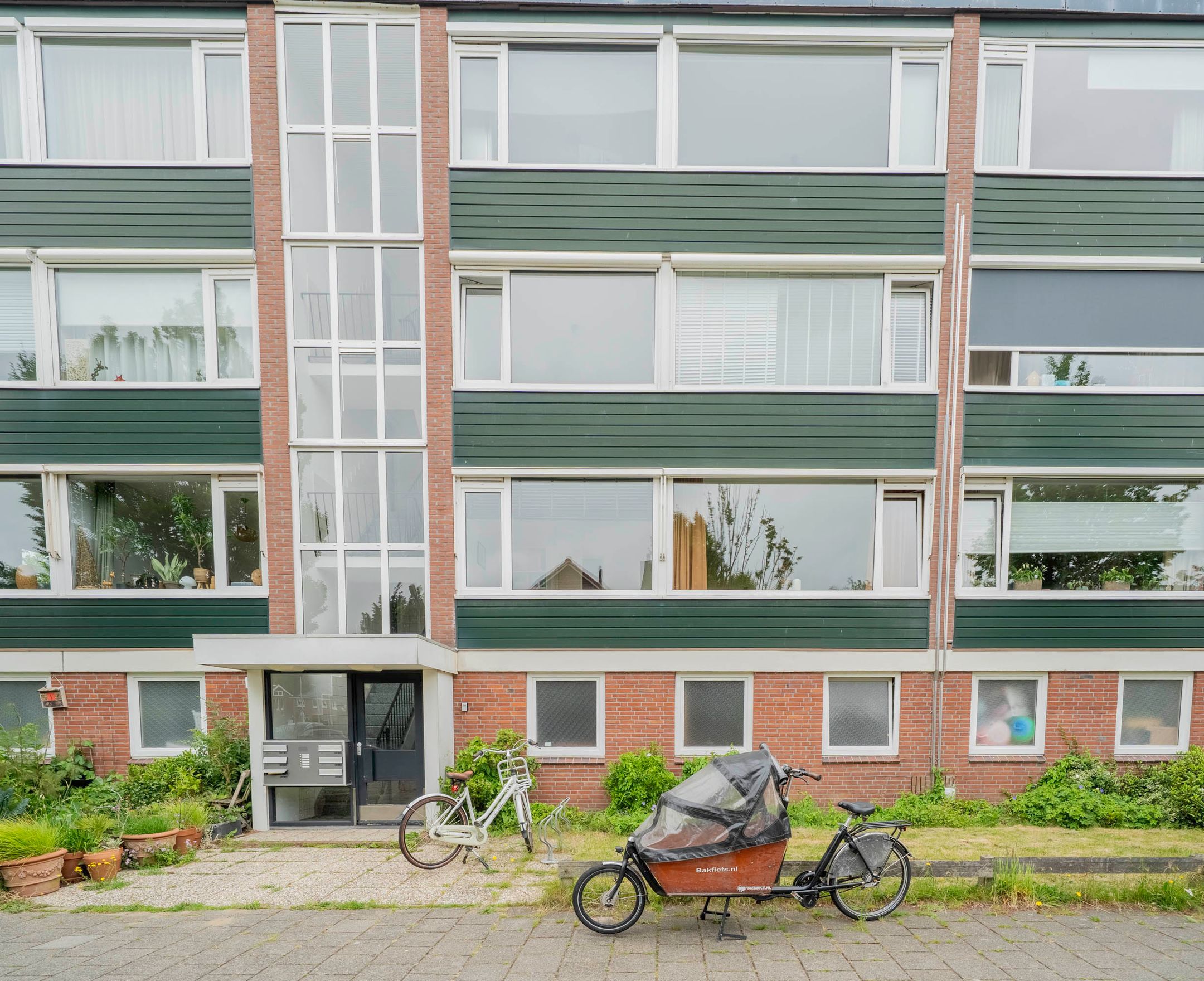 Foto 48 van Corantijnstraat 3