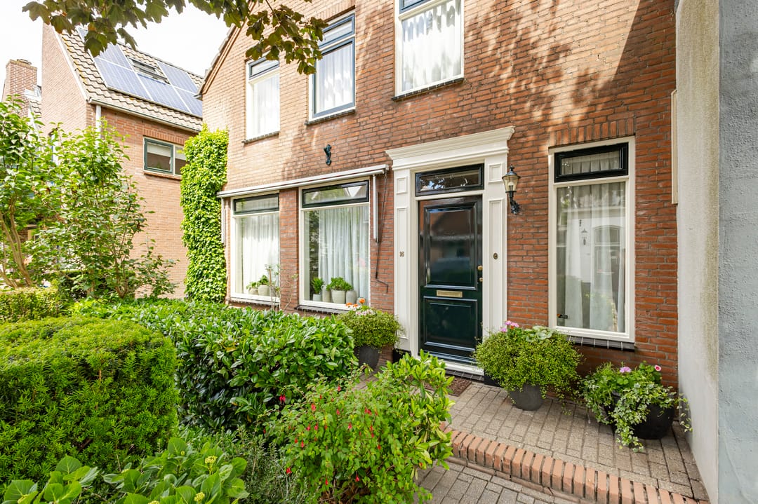 Photo 1 of J.W. van Puttestraat 16