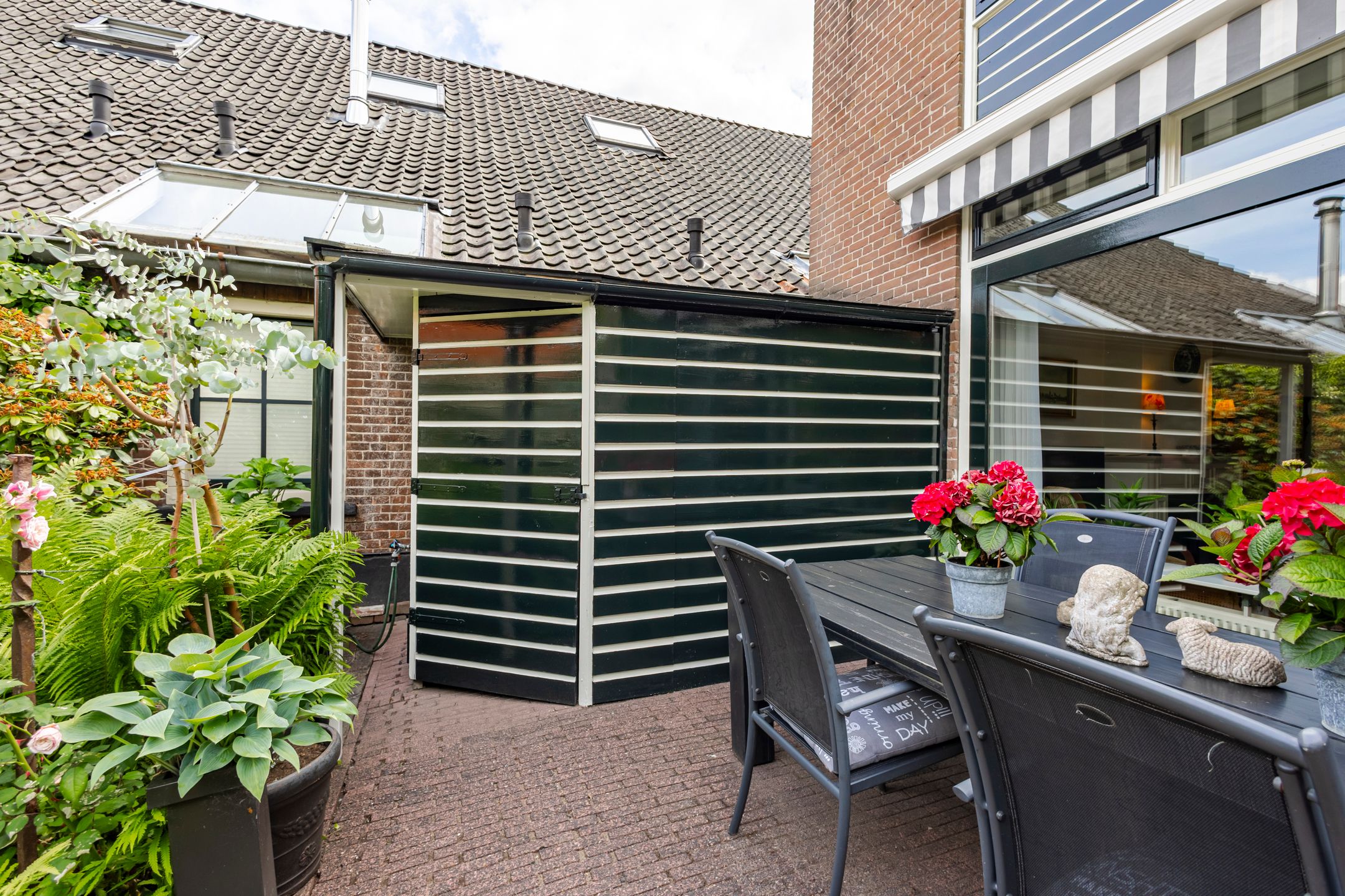 Photo 33 of J.W. van Puttestraat 16
