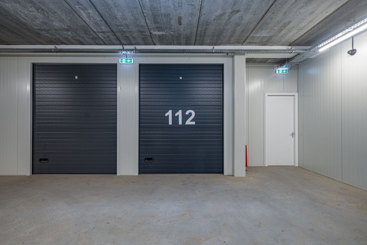 Bekijk foto 1 van Steur 112