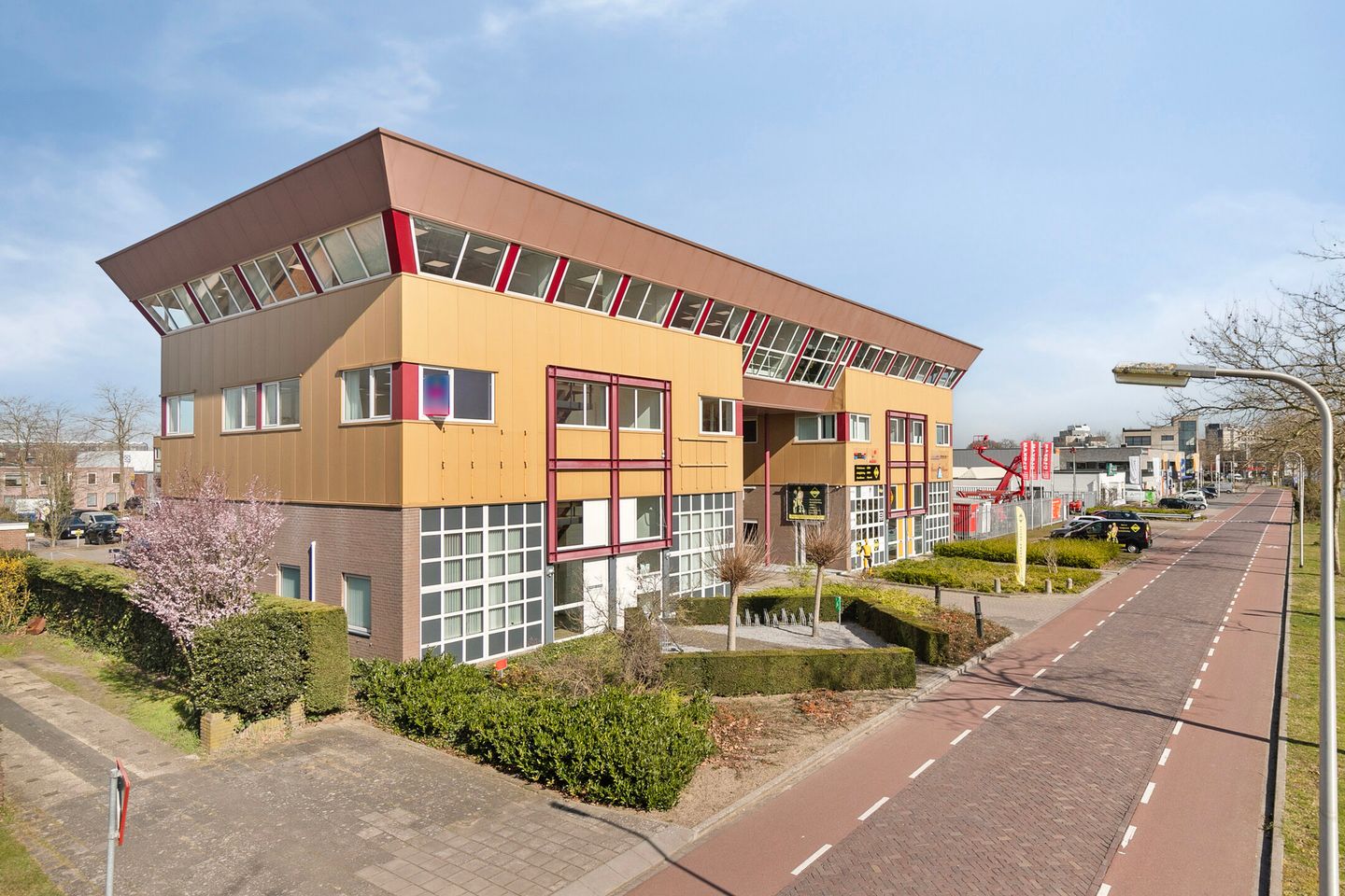 Bekijk foto 4 van Hanzeweg 45