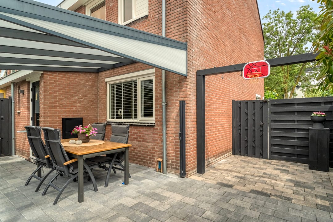 Photo 32 of Wolweversstraat 19