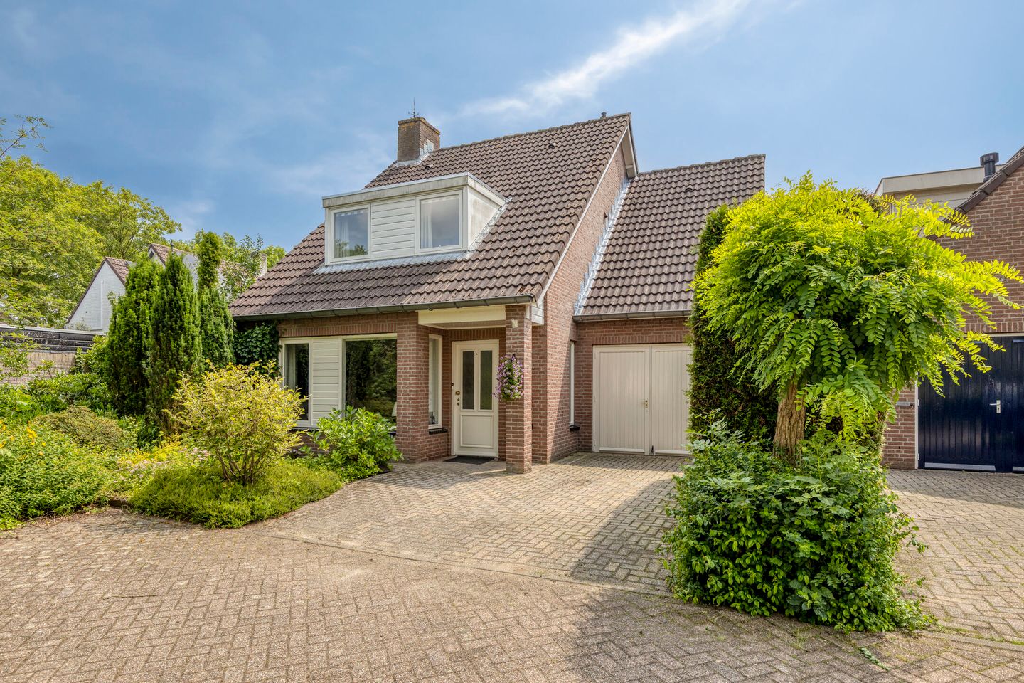 Photo 35 of Hezelaar 45