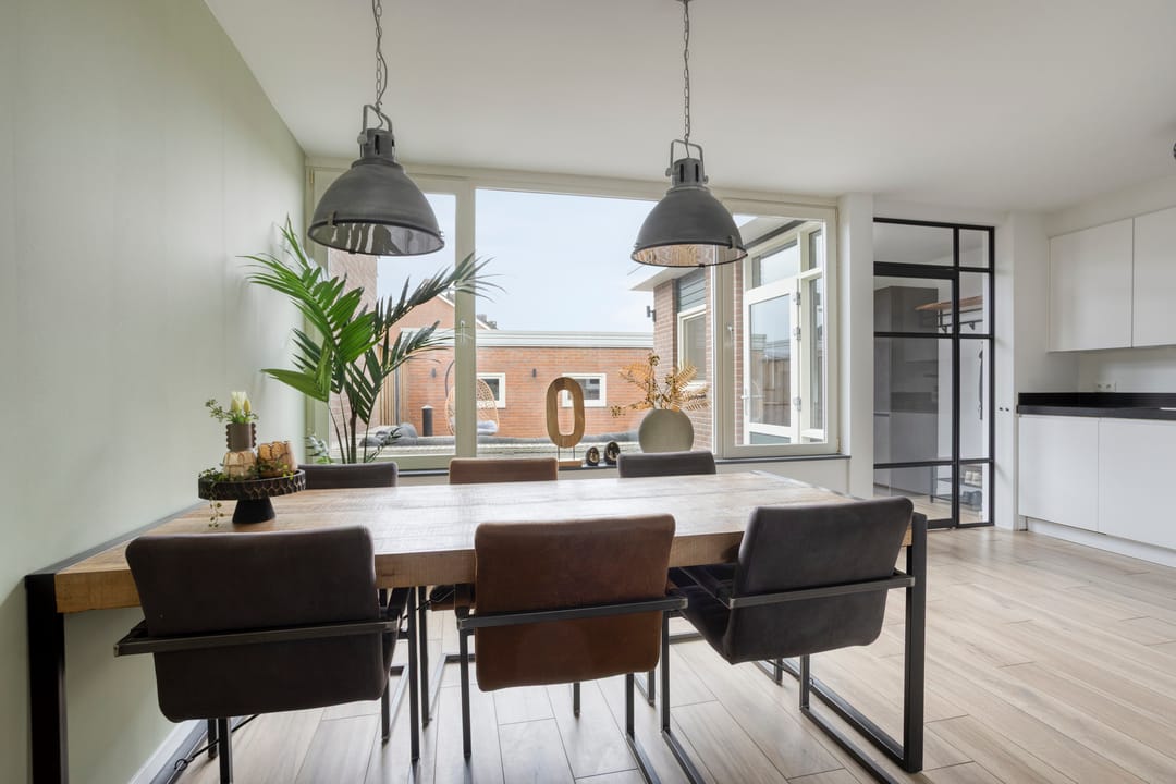 Photo 16 of Bartokstraat 10