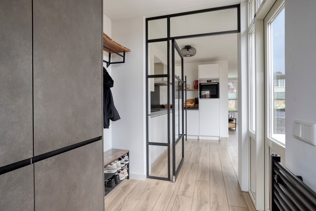 Photo 22 of Bartokstraat 10