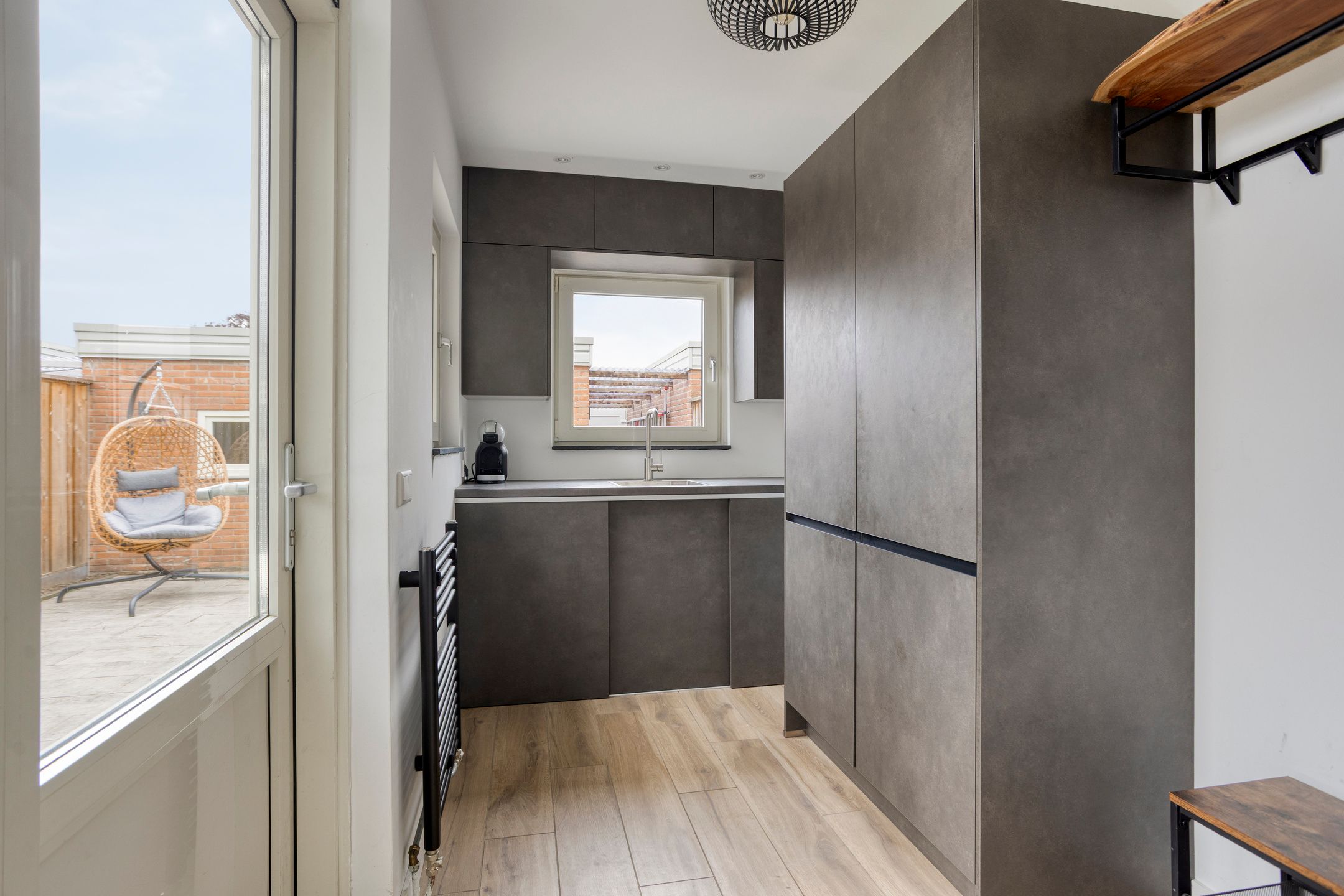 Photo 21 of Bartokstraat 10