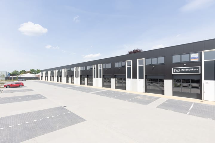 Molenakkers 2-6, Asten