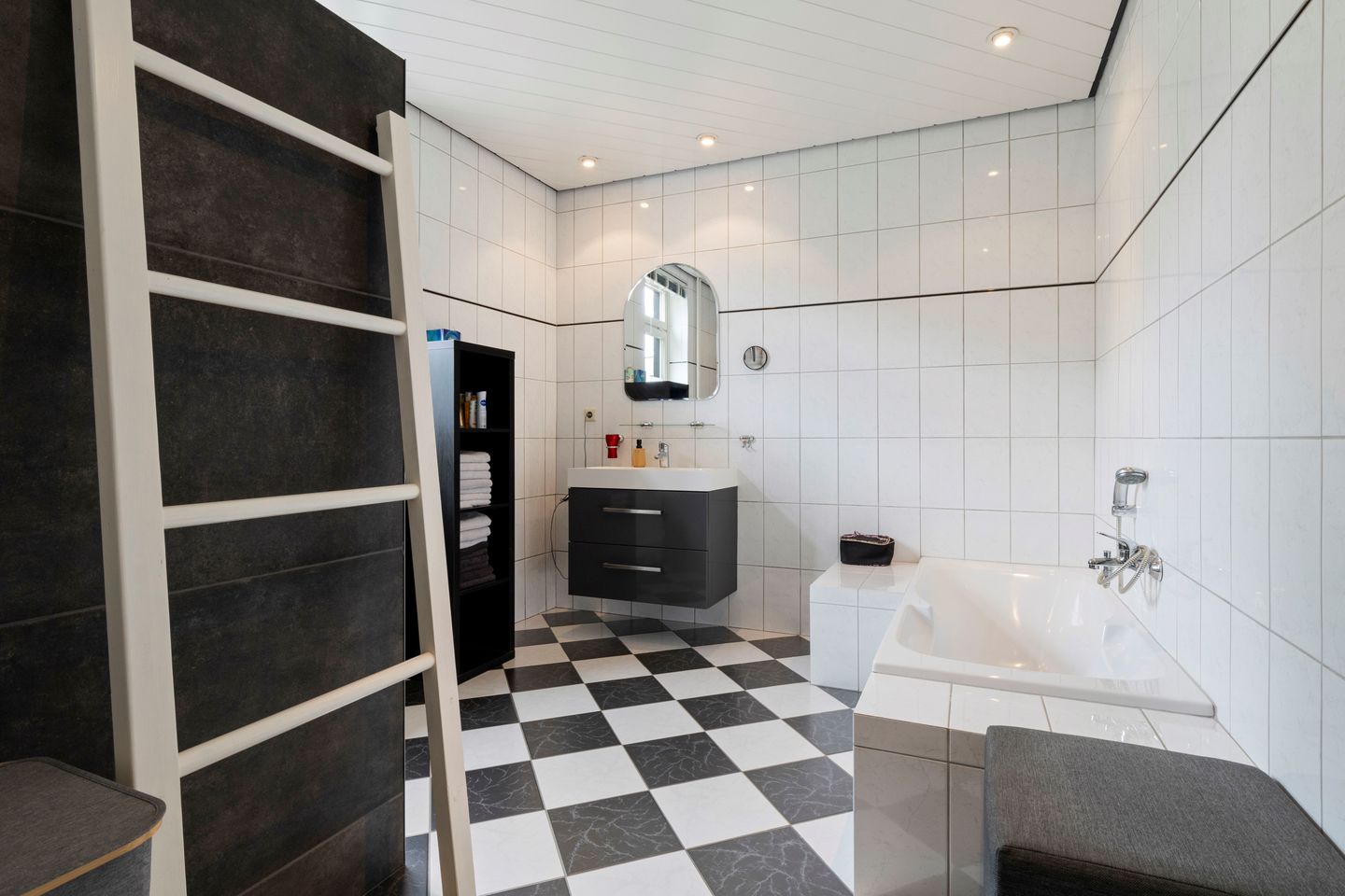 Photo 35 of Wilgenstraat 2