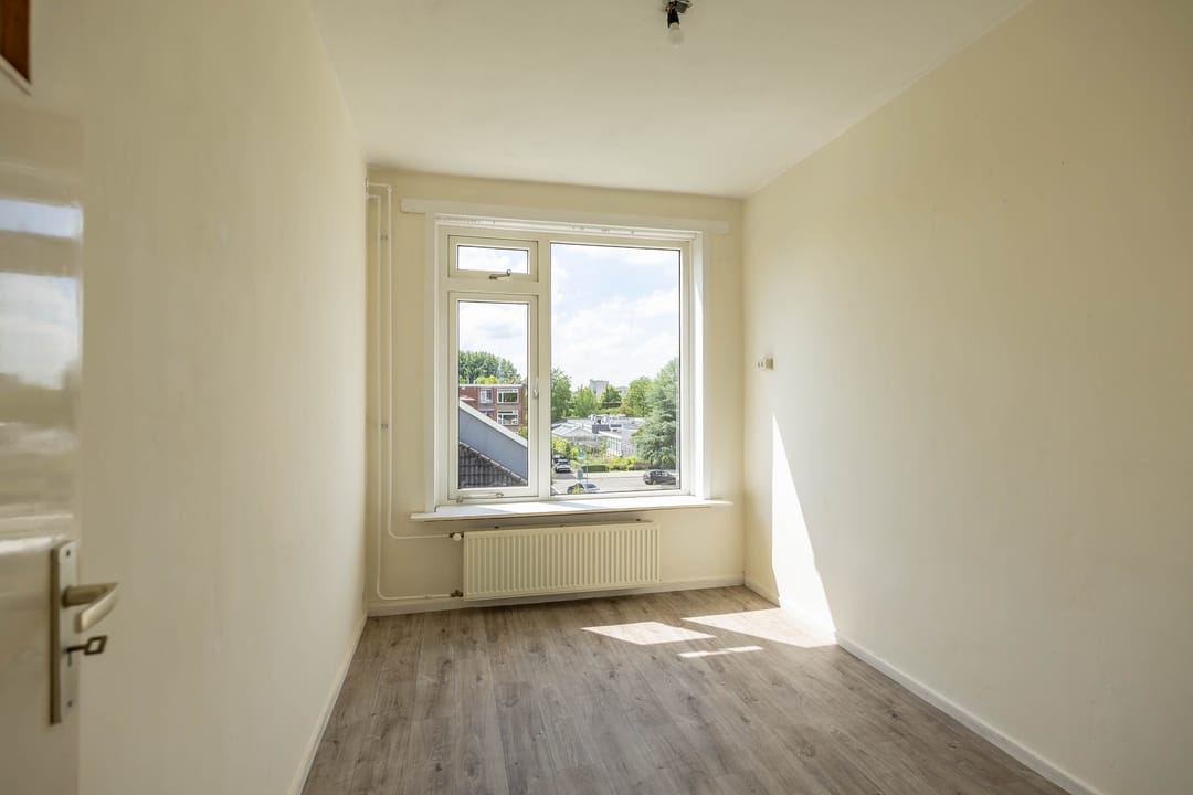 Photo 23 of De Genestetstraat 11