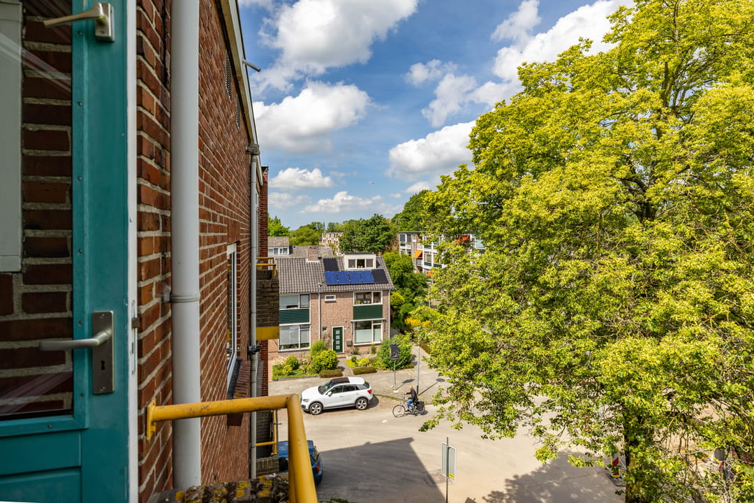 Photo 17 of De Genestetstraat 11