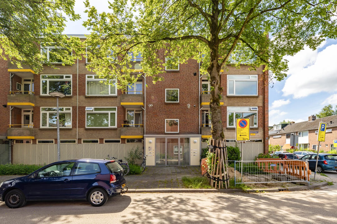 Photo 28 of De Genestetstraat 11