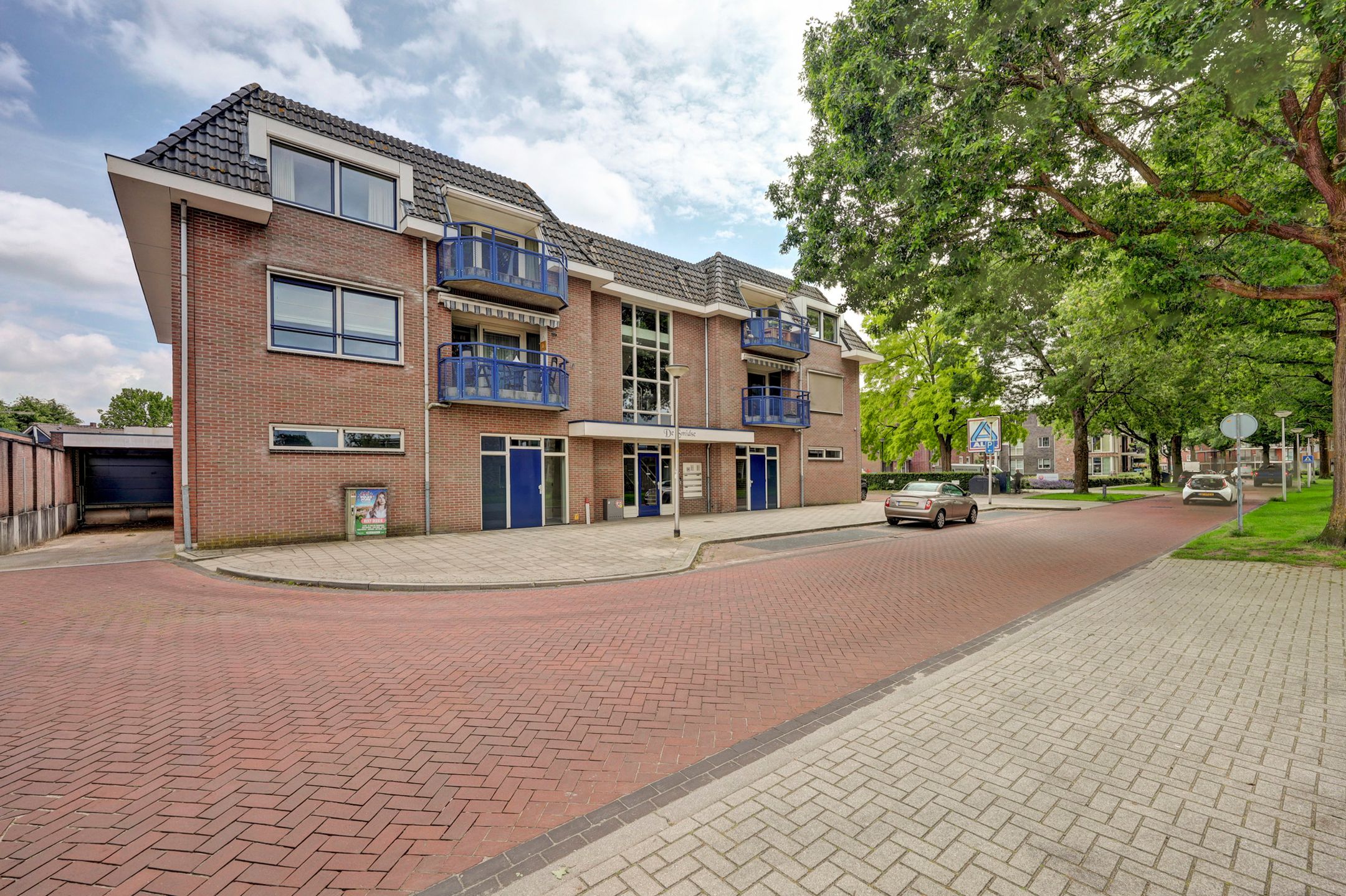 Photo 42 of Schoolstraat 13