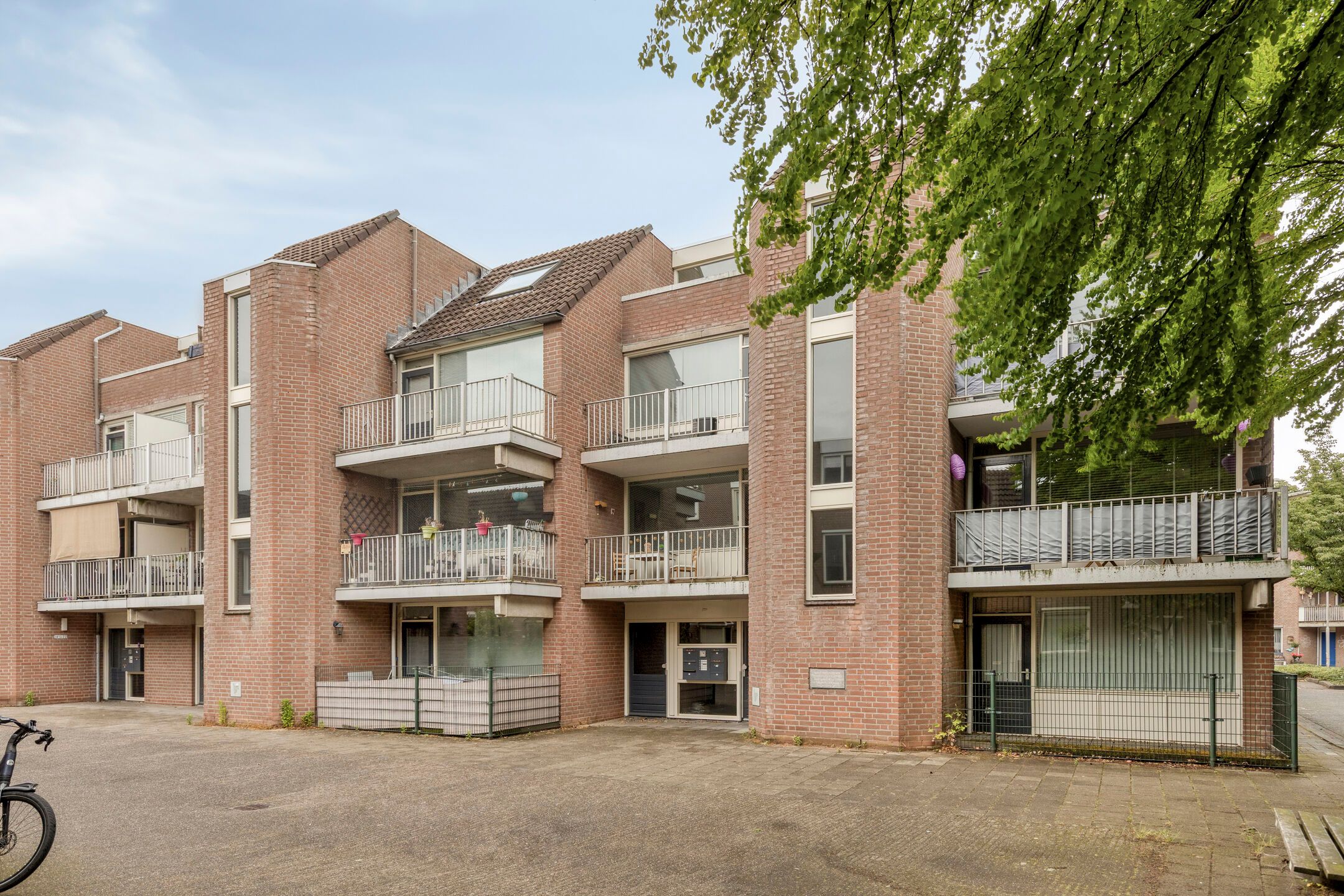 Photo 27 of Meijer van Leeuwenstraat 46