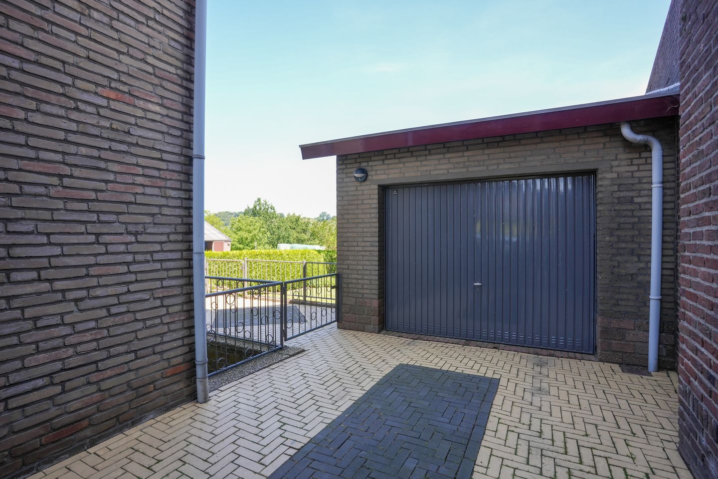 Photo 35 of Strucht 54